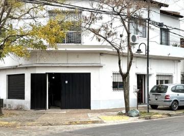 Casa · 90m² · 4 Ambientes · Casa en Venta en Villa Martelli, Vicente López, G. B. a. Zona Norte