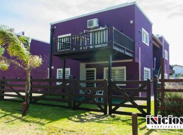 Hotel , Nueva Atlantis · Complejo Turistico: Yrigoyen N° 2341 - Nueva Atlantis - H597