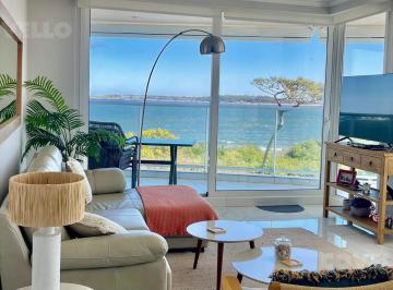 Departamento · 155m² · 5 Ambientes · 2 Cocheras · Departamento en Venta 3 Dorm. - Playa Mansa
