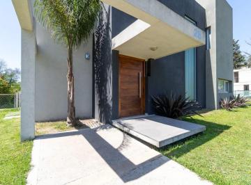 Casa de 5 ambientes, Berazategui · Venta de Casa 5 Amb Barrio Cerrado Greenville Polo & Resort, Hudson, Berazategui