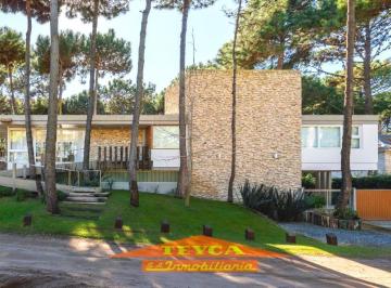 Casa · 578m² · 6 Ambientes · 1 Cochera · Venta, Casa de 6 Ambientes, Zona Norte, Pinamar