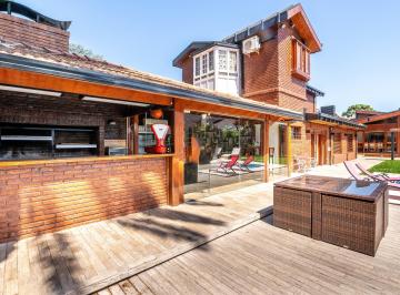 Casa de 5 ambientes, Quilmes · Venta/permuta Casa 5 Amb de Categoria Sobre Dos Lotes en Quilmes Centro