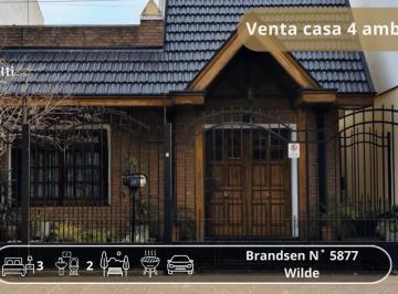 Casa de 5 ambientes, Avellaneda · Venta Casa 5 Amb Patio y Cochera Wilde Centro