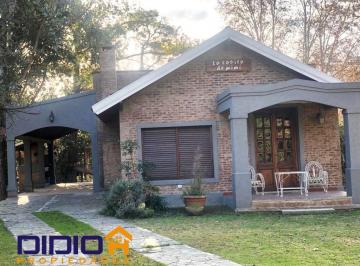 Casa · 130m² · 3 Ambientes · 1 Cochera · Casa Venta Parque Las Naciones Guernica