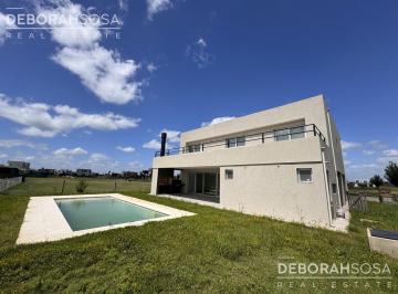 Casa · 207m² · 5 Ambientes · 2 Cocheras · Casa en Venta 4 Ambientes con Dependencia y Pileta Barrio Riberas Puertos del Lago