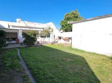 Casa de 3 ambientes, Quilmes · Venta Casa 3 Amb Parque Cochera en Ezpeleta