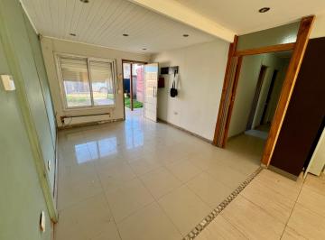 Casa de 6 ambientes, Bahía Blanca · Villa Hipódromo Casa en Venta