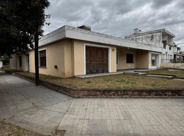 Casa de 6 ambientes, Córdoba · Vendo Casa de 3 Dorm en Barrio Marquez de Sobremonte Apta Credito
