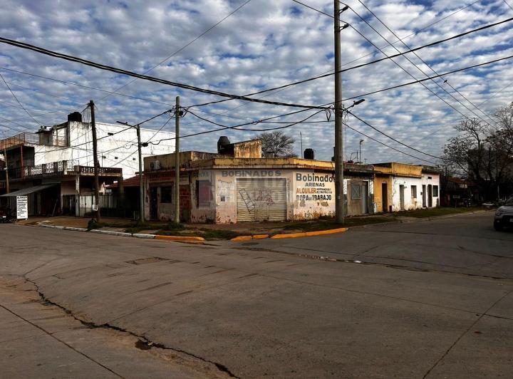 Local comercial · 240m²