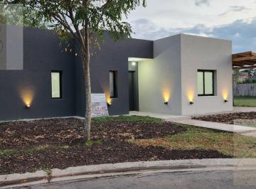 Casa · 153m² · 5 Ambientes · 2 Cocheras · Casa en Venta en El<span style="White - Space: Pre