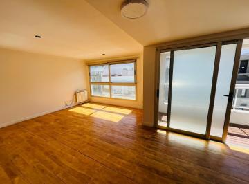 Departamento · 83m² · 3 Ambientes · 1 Cochera · Departamento en Brown 2500 de Tres Ambientes con Cochera