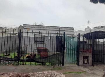 Casa · 50m² · 3 Ambientes · 1 Cochera · Casa en Venta en Llavallol, Lomas de Zamora, G. B. a. Zona Sur