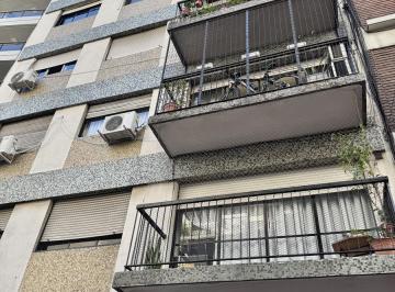 Departamento · 92m² · 4 Ambientes · Departamento Para Reciclar en Venta en Caballito