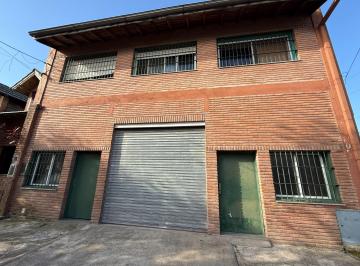 Bodega-Galpón de 3 ambientes, Lomas de Zamora · Galpon con Vivienda 3 Ambientes en Planta Alta.