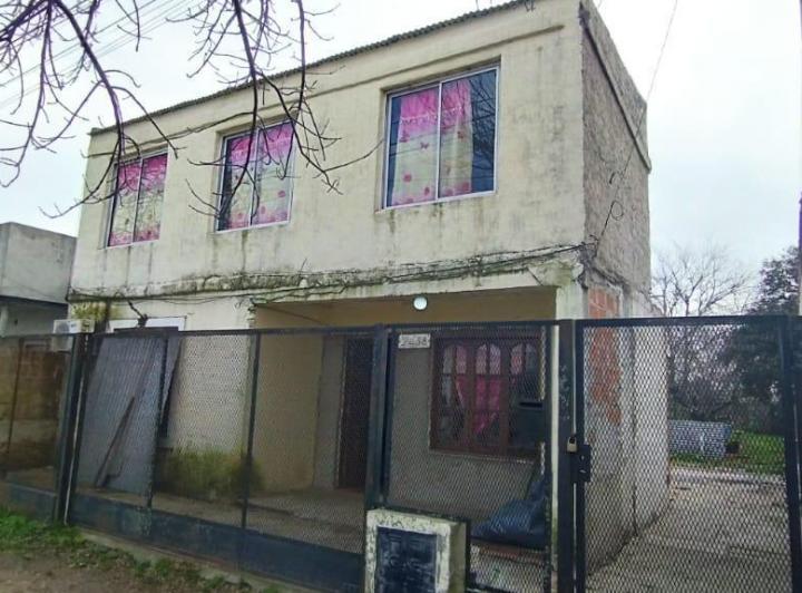 Casa · 90m² · 6 Ambientes
