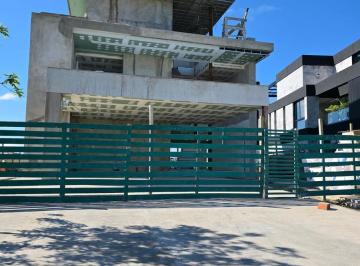 Casa · 444m² · 7 Ambientes · Casa en Venta en Los Puentes a Estrenar - Nordelta