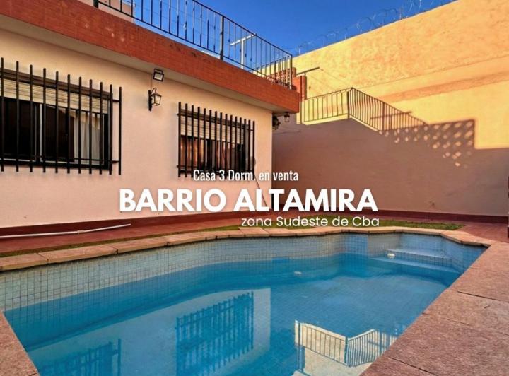 Casa · 169m² · 4 Ambientes · 3 Cocheras