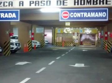 Garage · 14m² · Cochera Pleno Centro con Seguridad 24 Hs