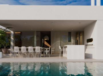 Casa · 161m² · 3 Dormitorios · 2 Cocheras · Casa en Vida