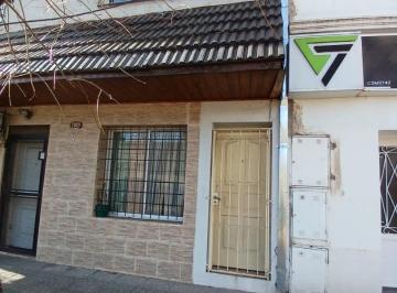 PH · 70m² · 2 Ambientes · PH 1º Piso 2 Ambientes Amplios con Terraza