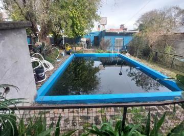 Casa · 92m² · 3 Ambientes · 1 Cochera · Venta Casa C/ Pileta en Jose C. Paz