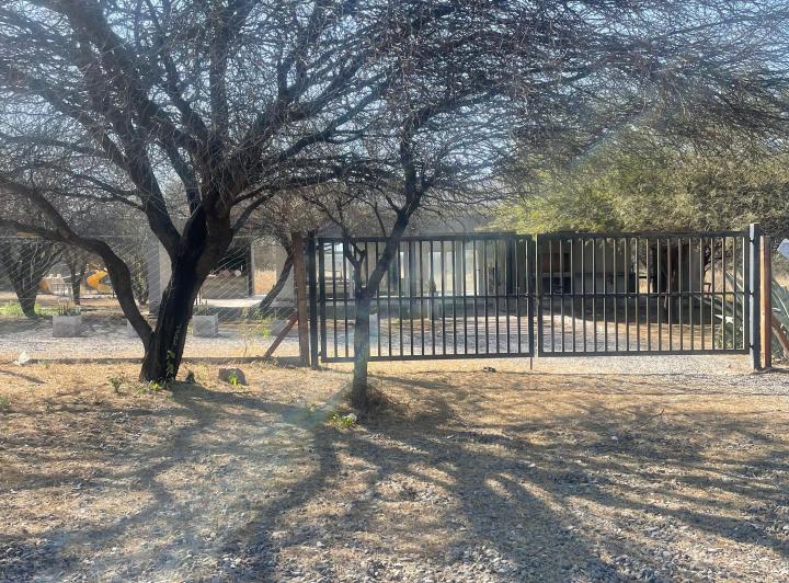 Local comercial · 180m² · 2 Ambientes