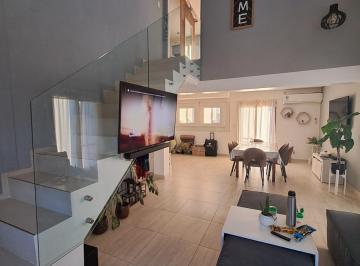 Casa , Córdoba · Casa Amplia y Luminosa, Entorno Natural, Comodidad y Confort