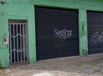 Bodega-Galpón · 247m² · 2 Ambientes · Galpón Más Casa de 2 Ambientes, Fondo Libre
