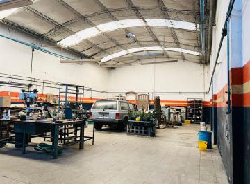 Bodega-Galpón de 1 ambiente, Lomas de Zamora · Excelente Galpon C/vivienda y Trifasica