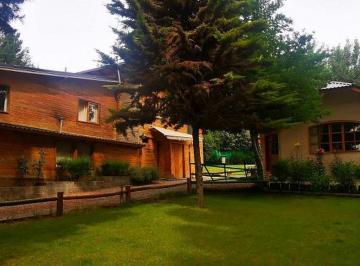 Casa · 120m² · 4 Ambientes · Casa en Playa Bonita Bariloche con Deposito de 200 m²