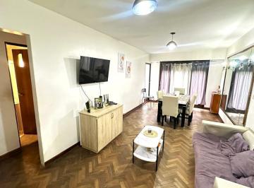 Departamento · 62m² · 3 Ambientes · Comodo 3 Ambientes con Dependencia Al Frente