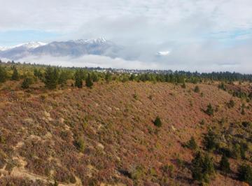Campo · 120m² · 4 Ambientes · Campo en Epuyen