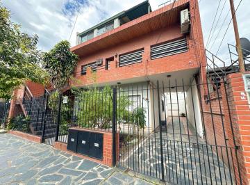 general-san-martin-jose-leon-suarez-venta-ph-3-ambientes · PH de 3 Ambientes con Patio y Cochera