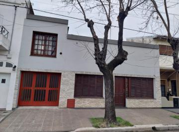 Casa · 5 Ambientes · Casa en Venta, Lujan Bs As