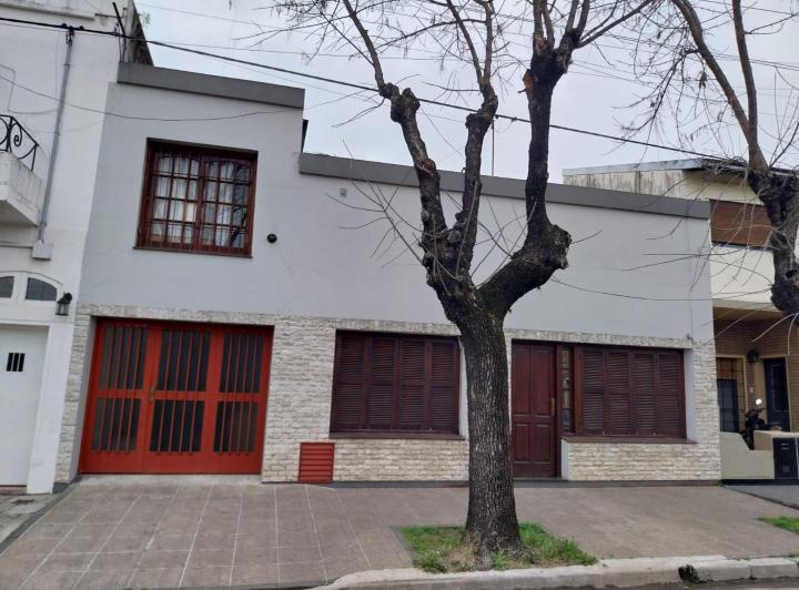 Casa · 5 Ambientes