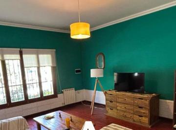 LIVING · Casa en Venta Casa de 2 Dorm Quincho y Pileta - Cinco Saltos