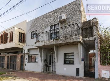 Frente · Casa en Wilde