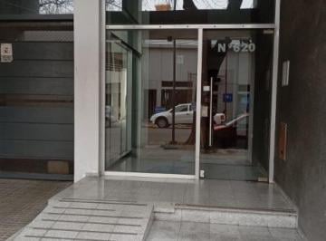 Departamento de 3 ambientes, La Plata · Vendo Depto 9 N º620, Entre 44 y 45, Excelente Inversion