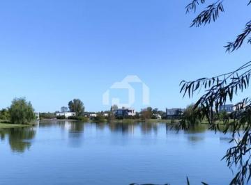 Casa · 200m² · 6 Ambientes · 2 Cocheras · Casa en Venta en El Cantón, Escobar, G. B. a. Zona Norte