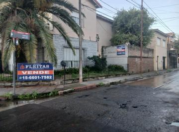 Casa · 220m² · 5 Ambientes · 1 Cochera · Casa en Venta de 5 Ambientes con Dto Independiente con Cochera, Villa Sarmiento, Zona Oeste.