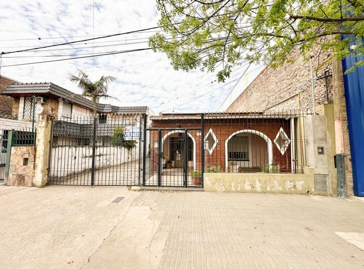 Casa · 387m² · 5 Ambientes
