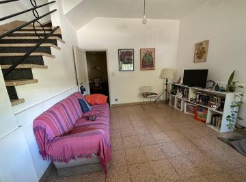 Casa · 139m² · 5 Ambientes · 1 Cochera · Casa en Venta en Barrio Juniors, 3 Dorm., Cocina Separada, Terraza y Patio. Apto Credito