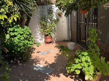 PH · 80m² · 3 Ambientes · PH de 3 Amb a 5 Cuadras de Hipolito Yrigoyen