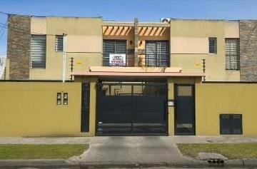 Casa de 3 ambientes, Esteban Echeverría · Duplex 2 Habitaciones Apto Credito Luis Guillon
