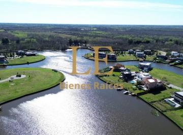 Casa · 260m² · 5 Ambientes · 4 Cocheras · Venta Casa El Naudir Al Rio con Amarra Propia