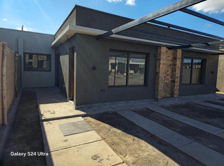 Desarrollo horizontal , Maipú · Venta de Hermosa Casa en Barrio Privado Terra Vitta