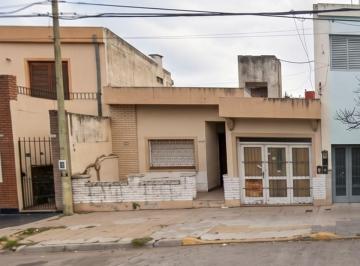 Casa de 6 ambientes, Córdoba · Venta Casa Alta Cba a Reciclar S/ Lavalleja 2300 3 Dor Terr 7,50 X 30 m + Dep Serv. Excel Entorno