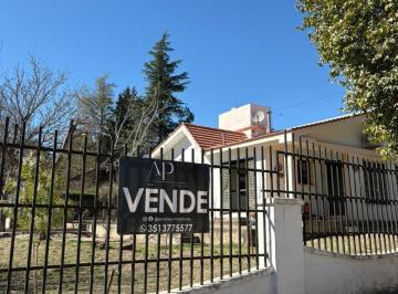 Casa · 112m² · 3 Dormitorios · 1 Cochera · Venta Casa 3 Dorm. C/pileta en San Antonio de Arredondo