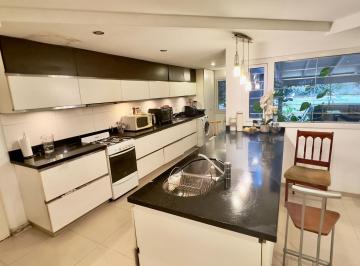 Casa · 250m² · 4 Ambientes · 2 Cocheras · Venta Casa Categoria 3 Dorm (2 en Pb) Zona Norte C/pileta