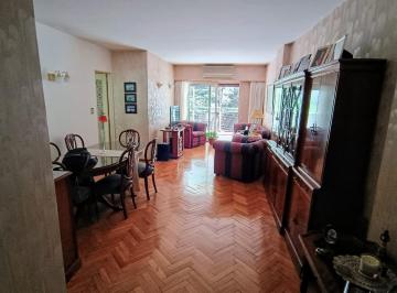 Departamento de 4 ambientes, Caballito · Caballito Semipiso 4 Amb. con Balcón, Patio y Baulera
